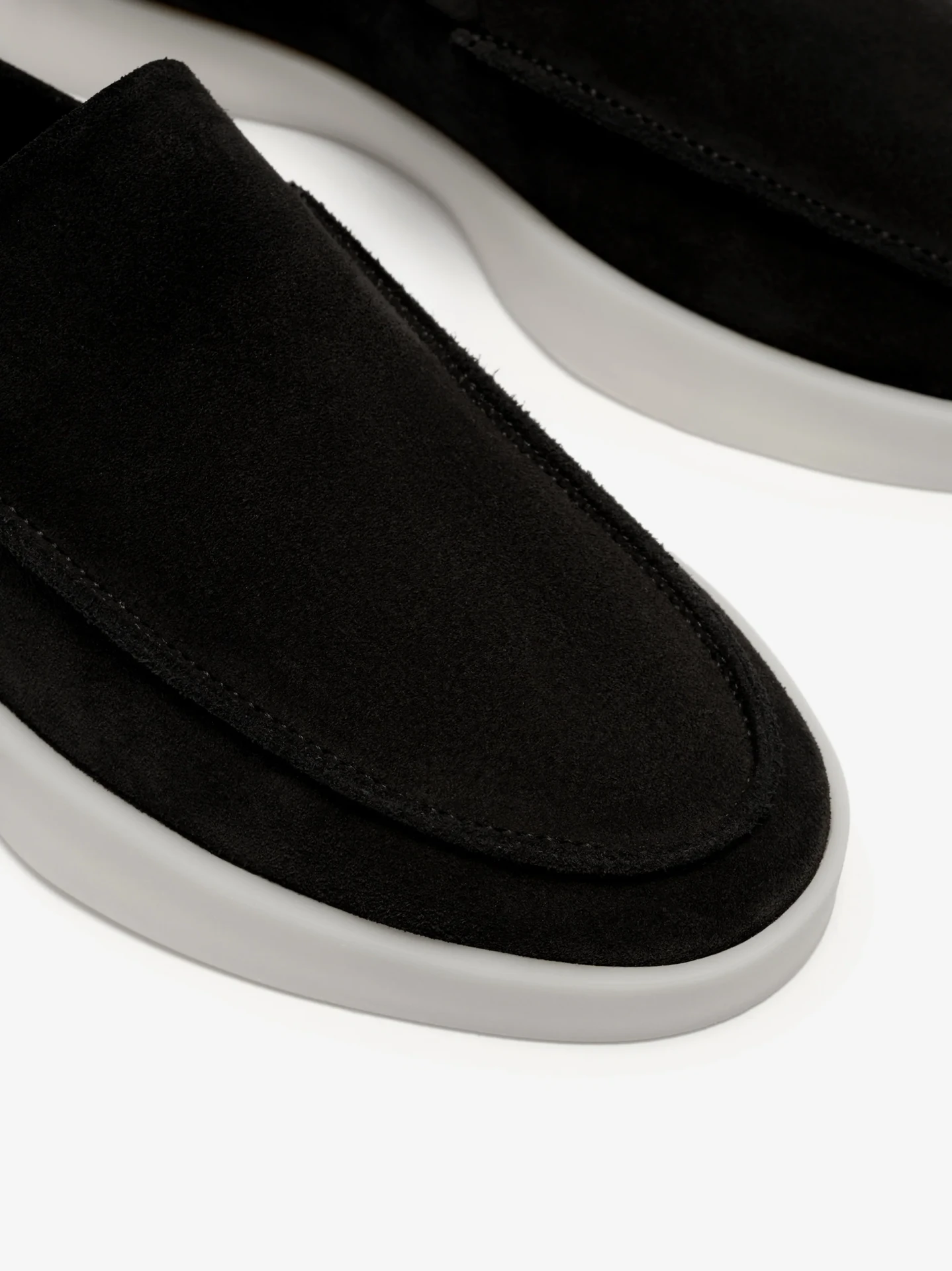 SUEDE LOAFERS IN BLACK