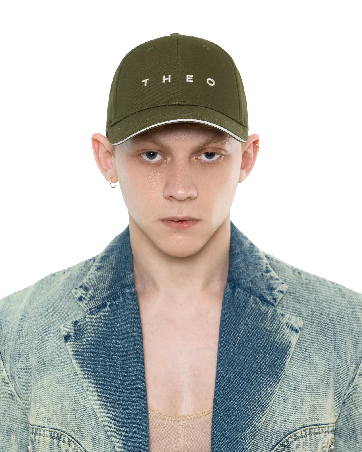 THEO CAP WITH KEYCHAIN IN KHAKI