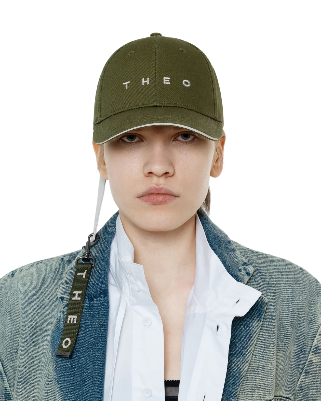 THEO CAP WITH KEYCHAIN IN KHAKI