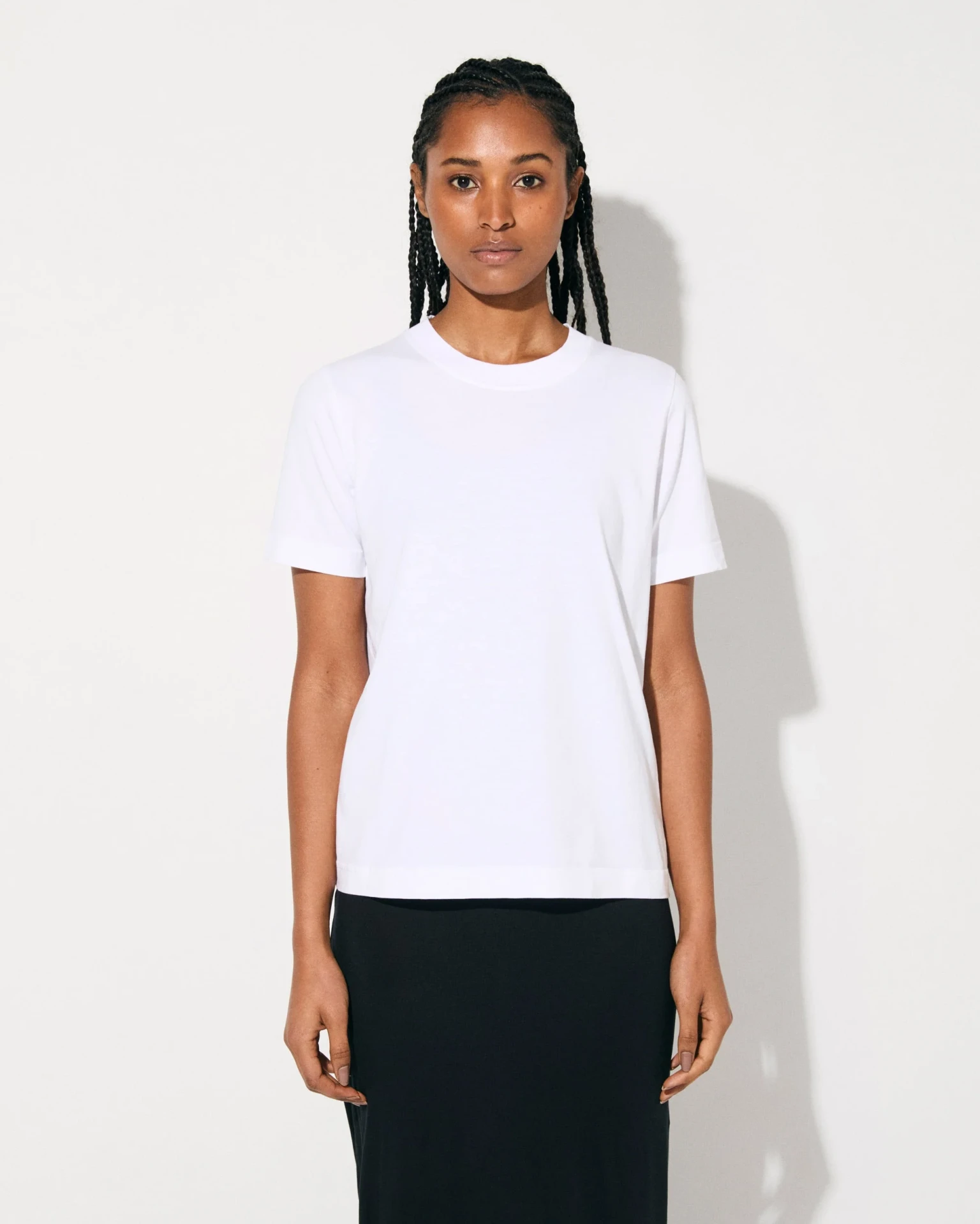 WOMEN 2 X MIDWEIGHT T-SHIRT IN BLACK/WHITE