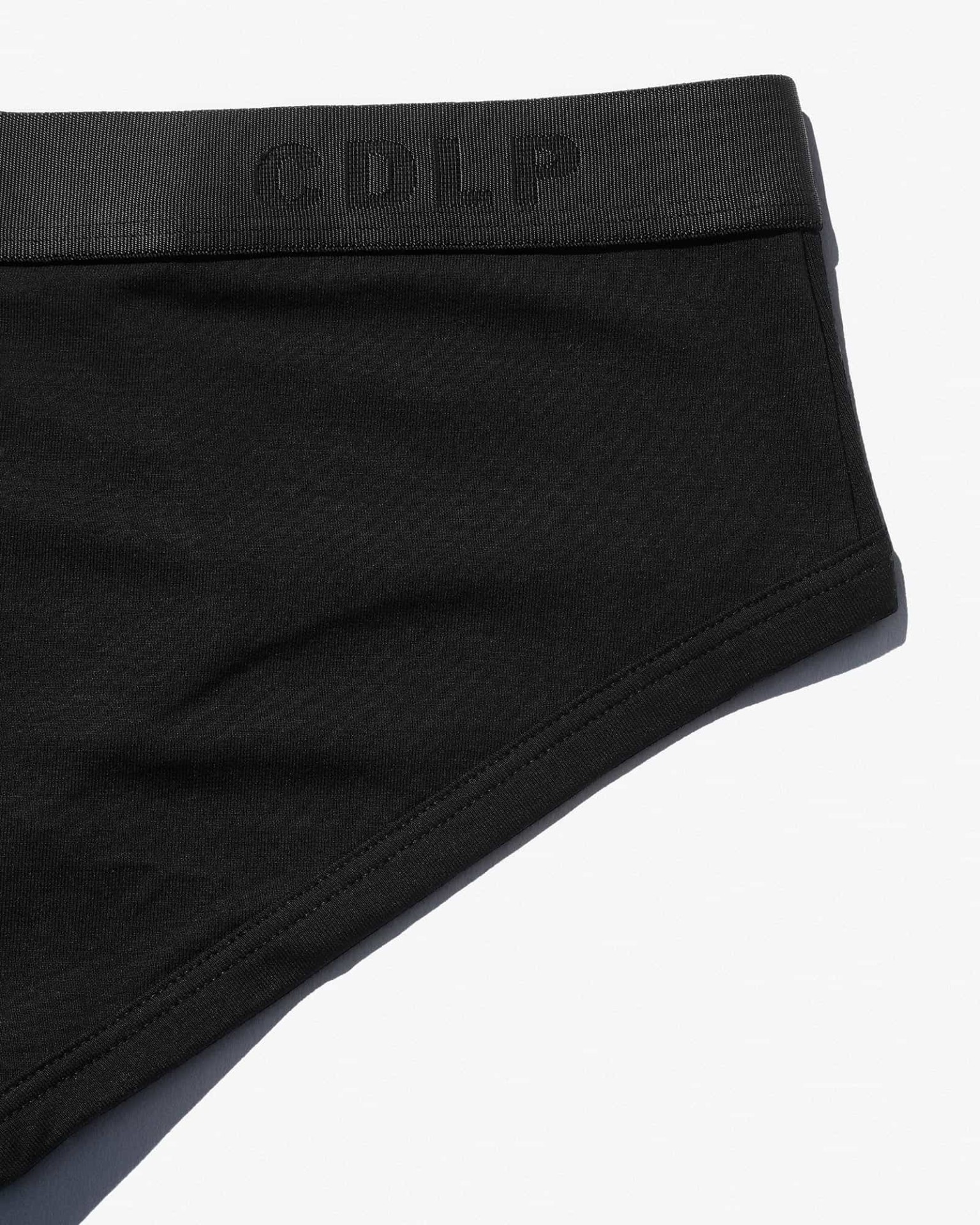 WOMEN 3 X Y-BRIEFS IN BLACK