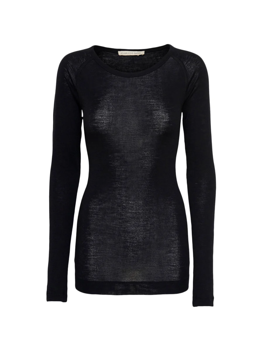 WOOLEN JADE TOP IN BLACK