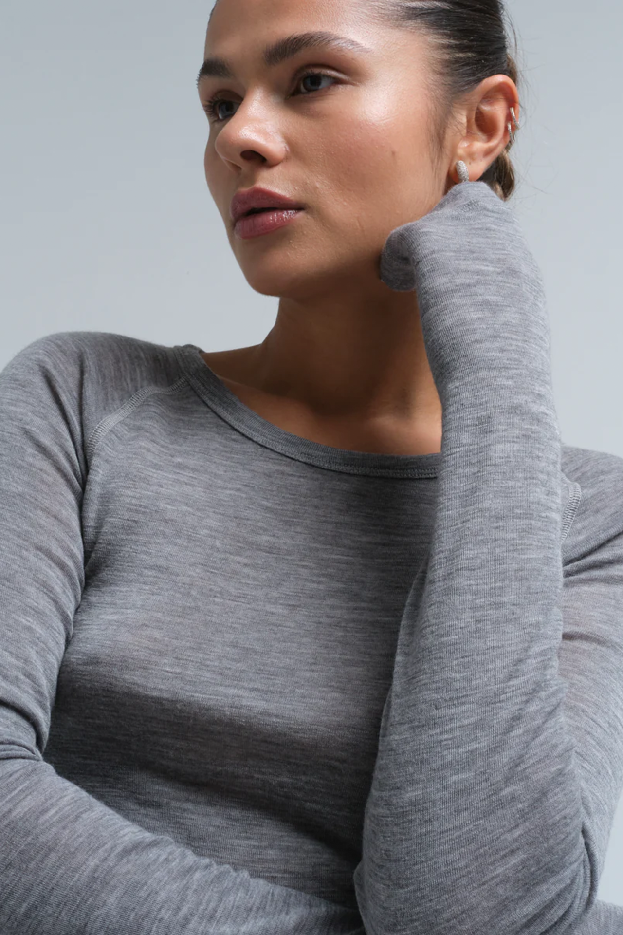 WOOLEN JADE TOP IN GREY