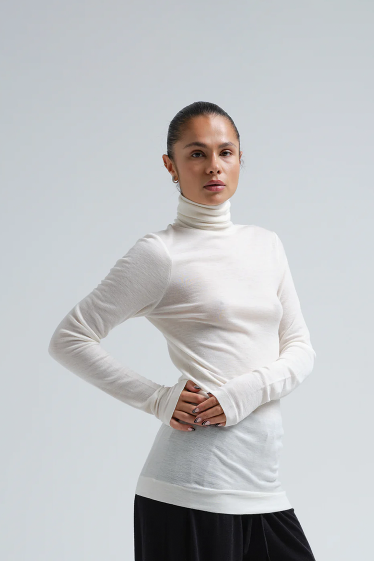 WOOLEN LOLA TOP IN OFF WHITE