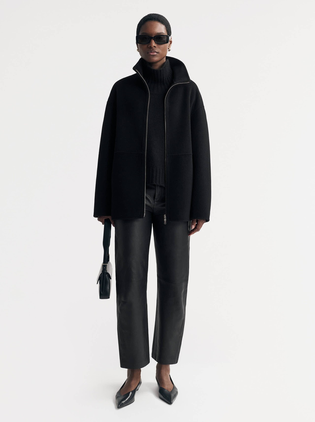 ZIP JACKET IN BLACK