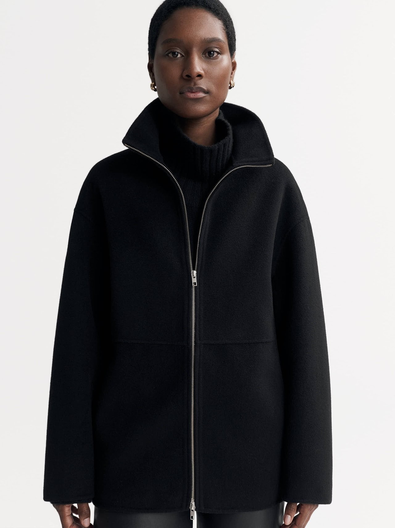 ZIP JACKET IN BLACK