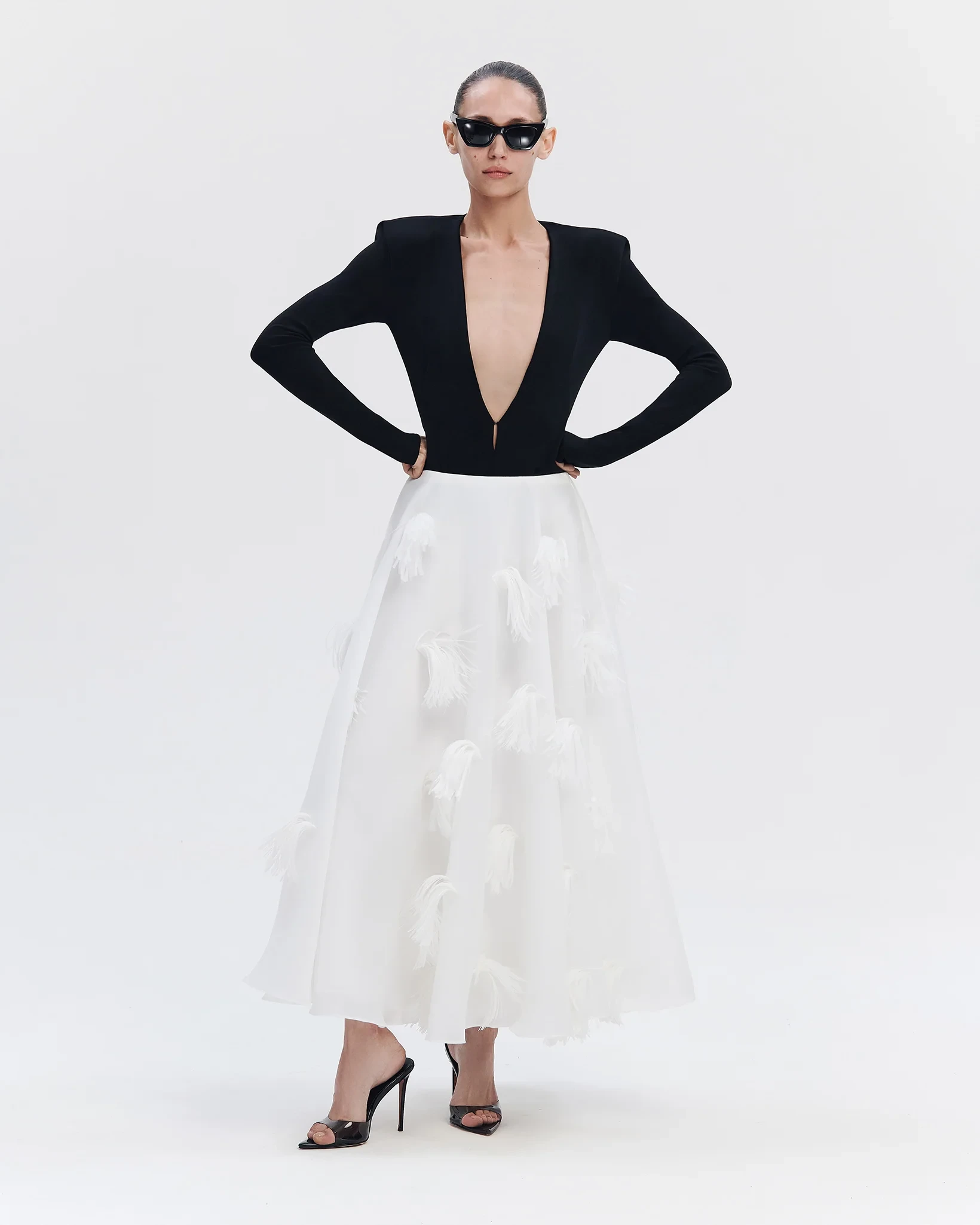 LOW-CUT BODYSUIT MIDNIGHT BLACK