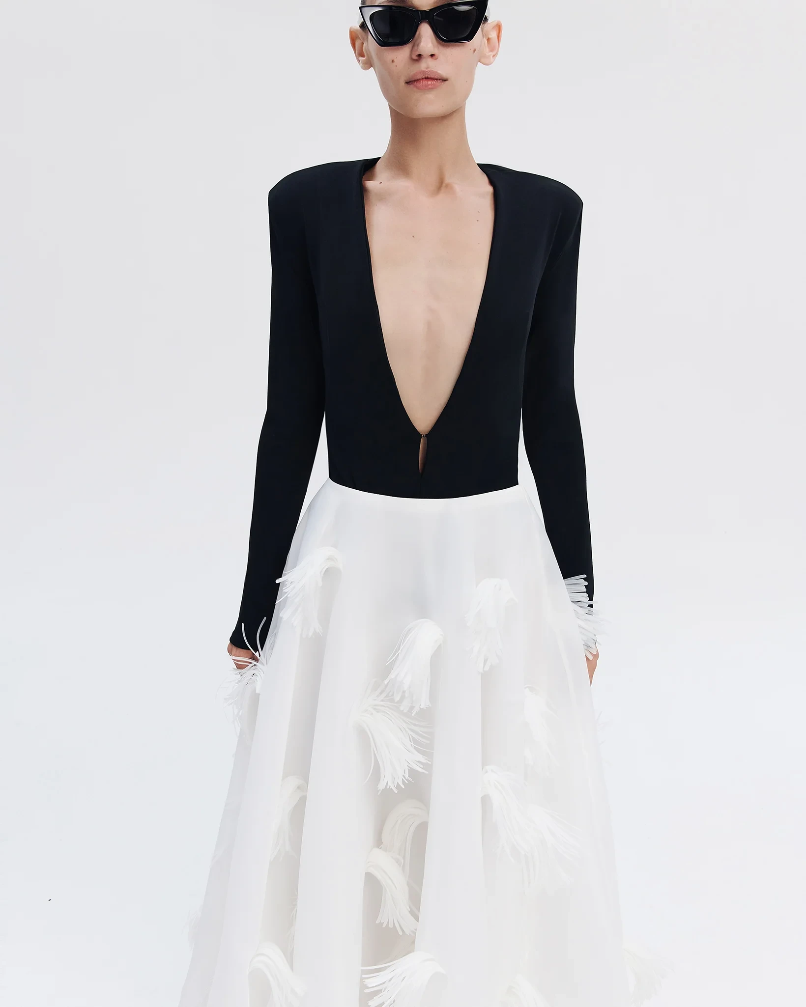 LOW-CUT BODYSUIT MIDNIGHT BLACK