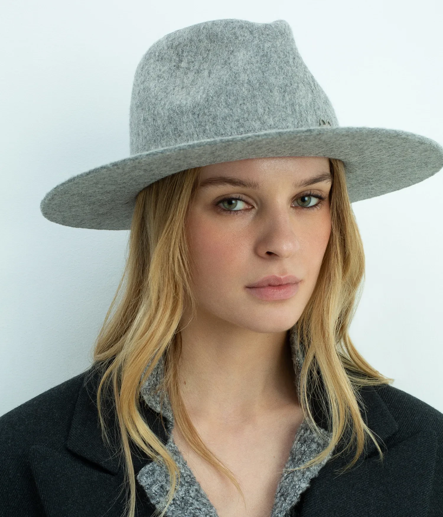 RUSLAN BAGINSKIY LOGO-EMBELLISHED FEDORA HAT IN GREY