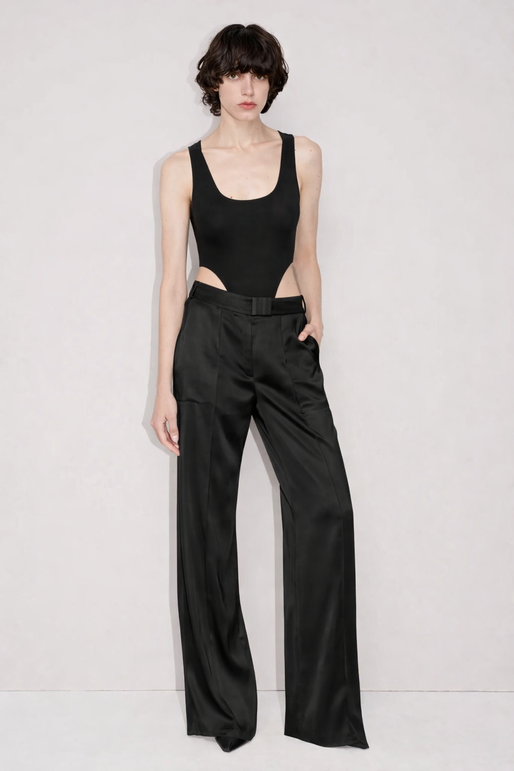 BRA CLOSURE TROUSERS BLACK