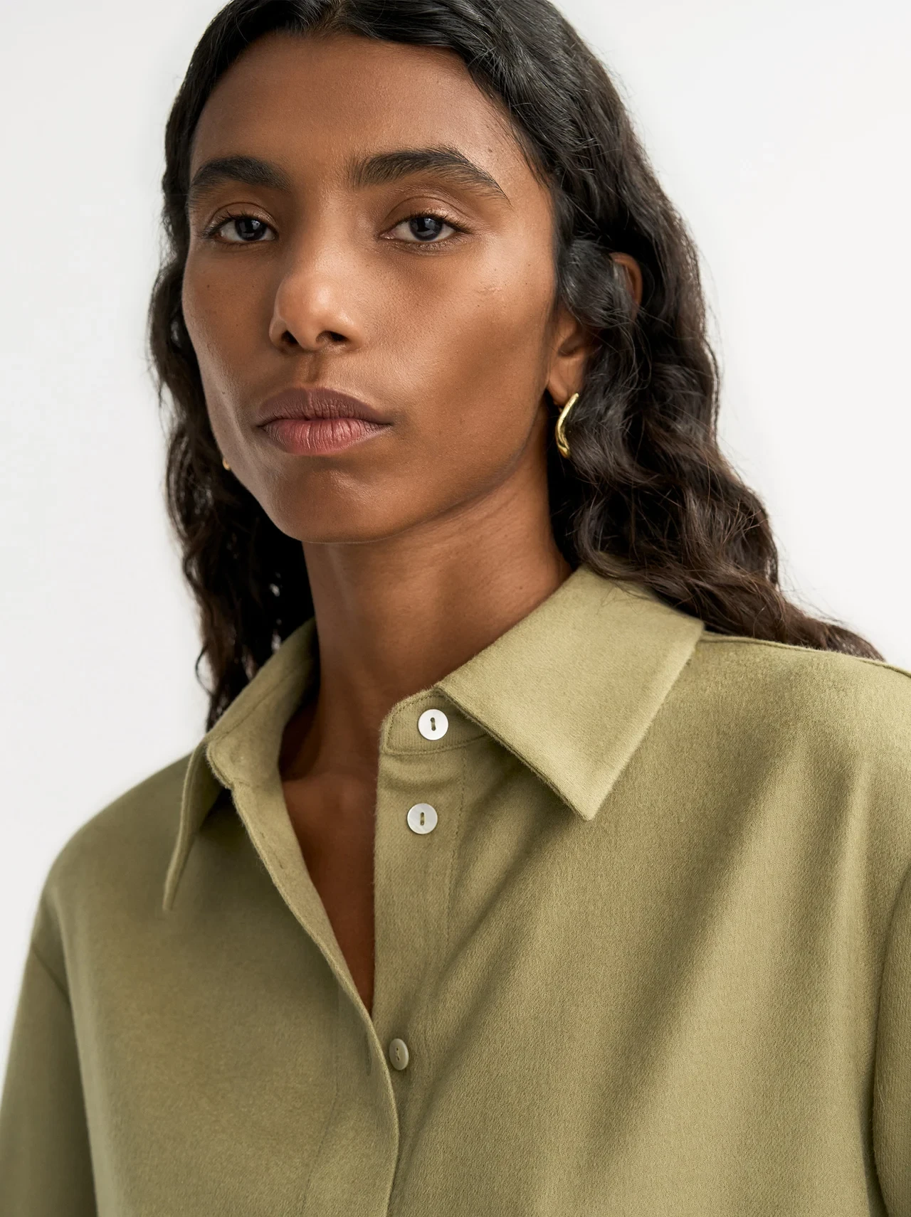 WOVEN SHIRT IN KHAKI