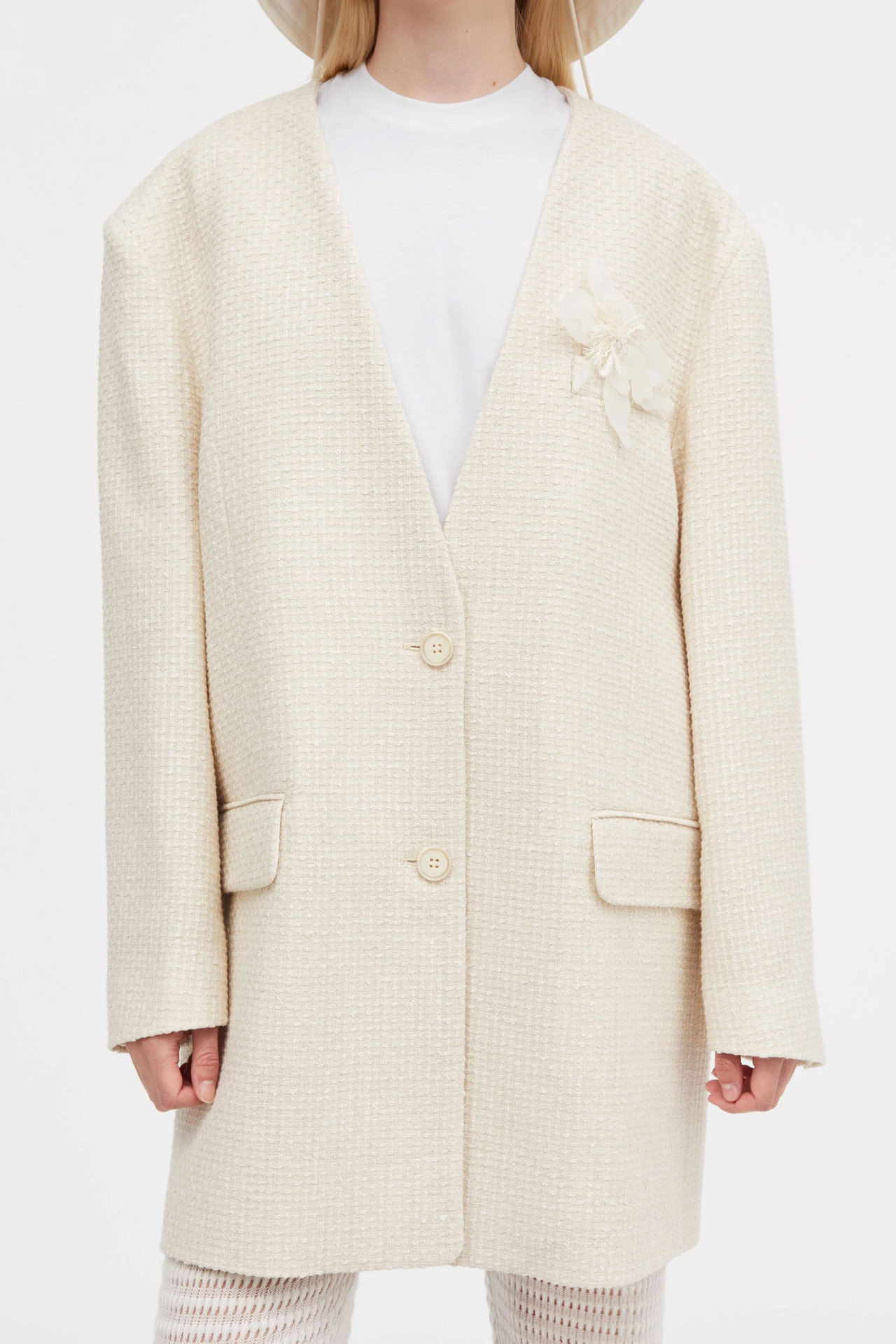 ATELIER AMANDA BROCHE IVORY QUARTZ