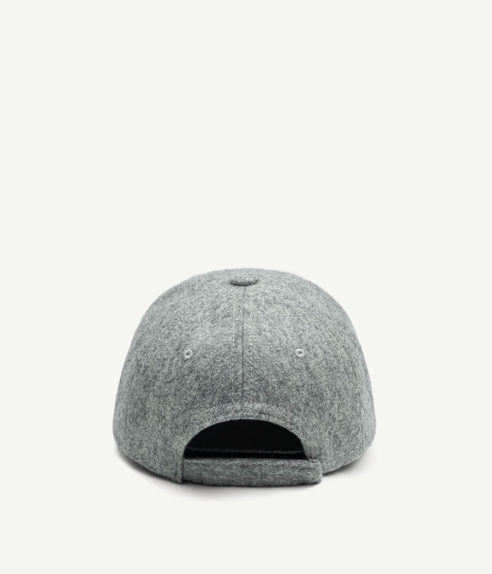 BASEBALL CAP IN GREY