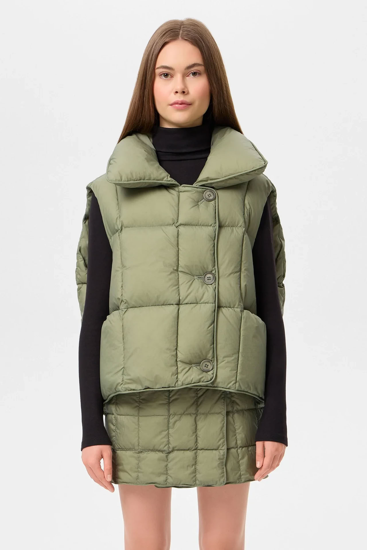 COZY CLOUD VEST OLIVE GREEN