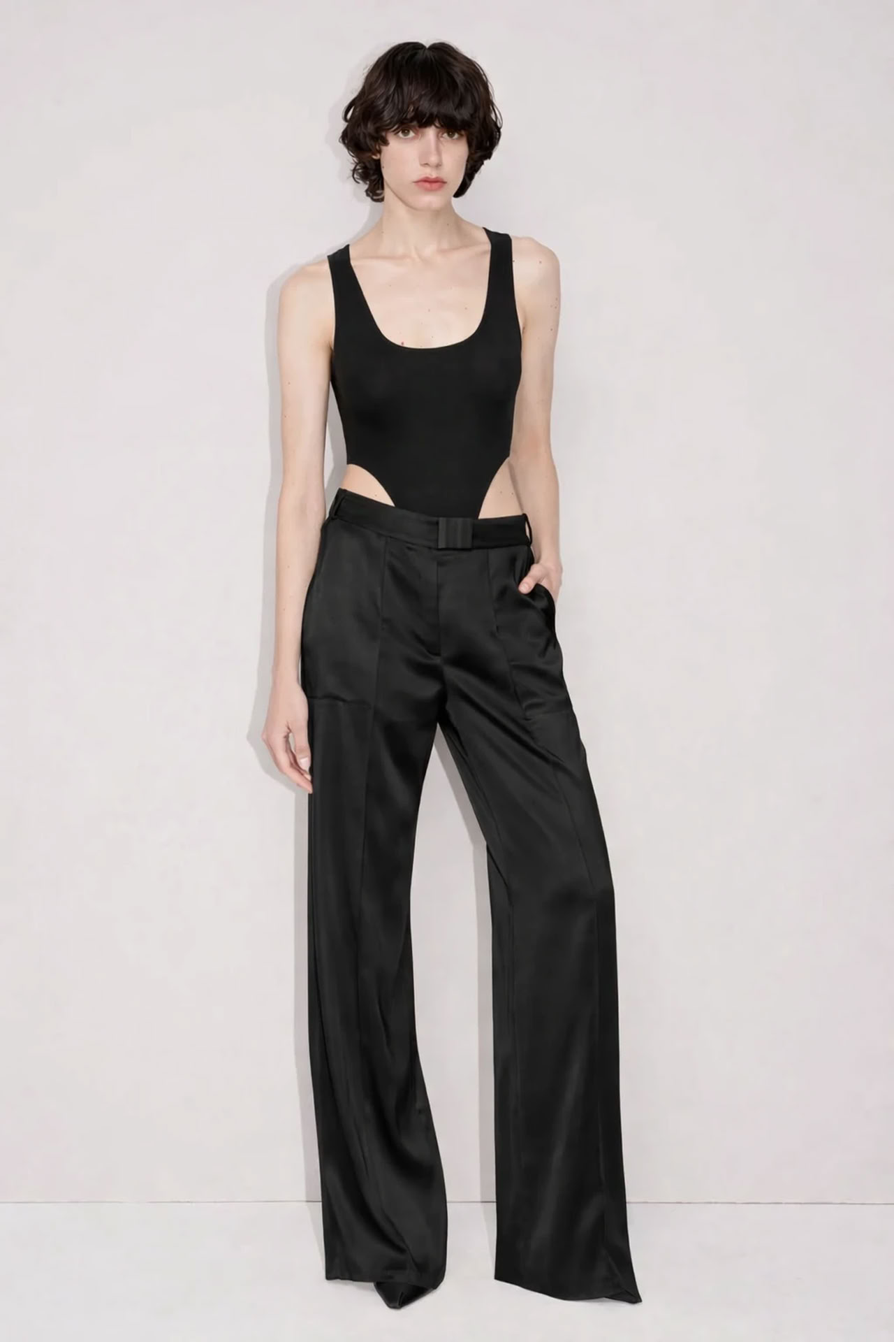 BRA CLOSURE TROUSERS BLACK