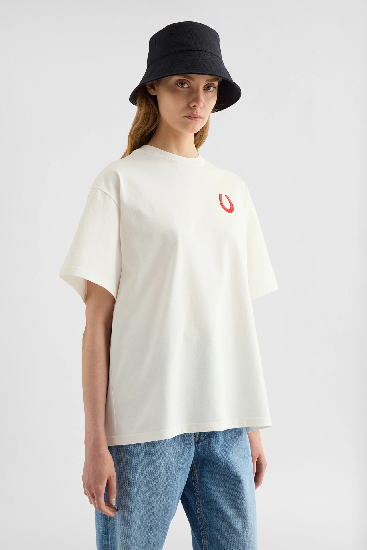 CNY T-SHIRT CN SS EMB PORCELAIN