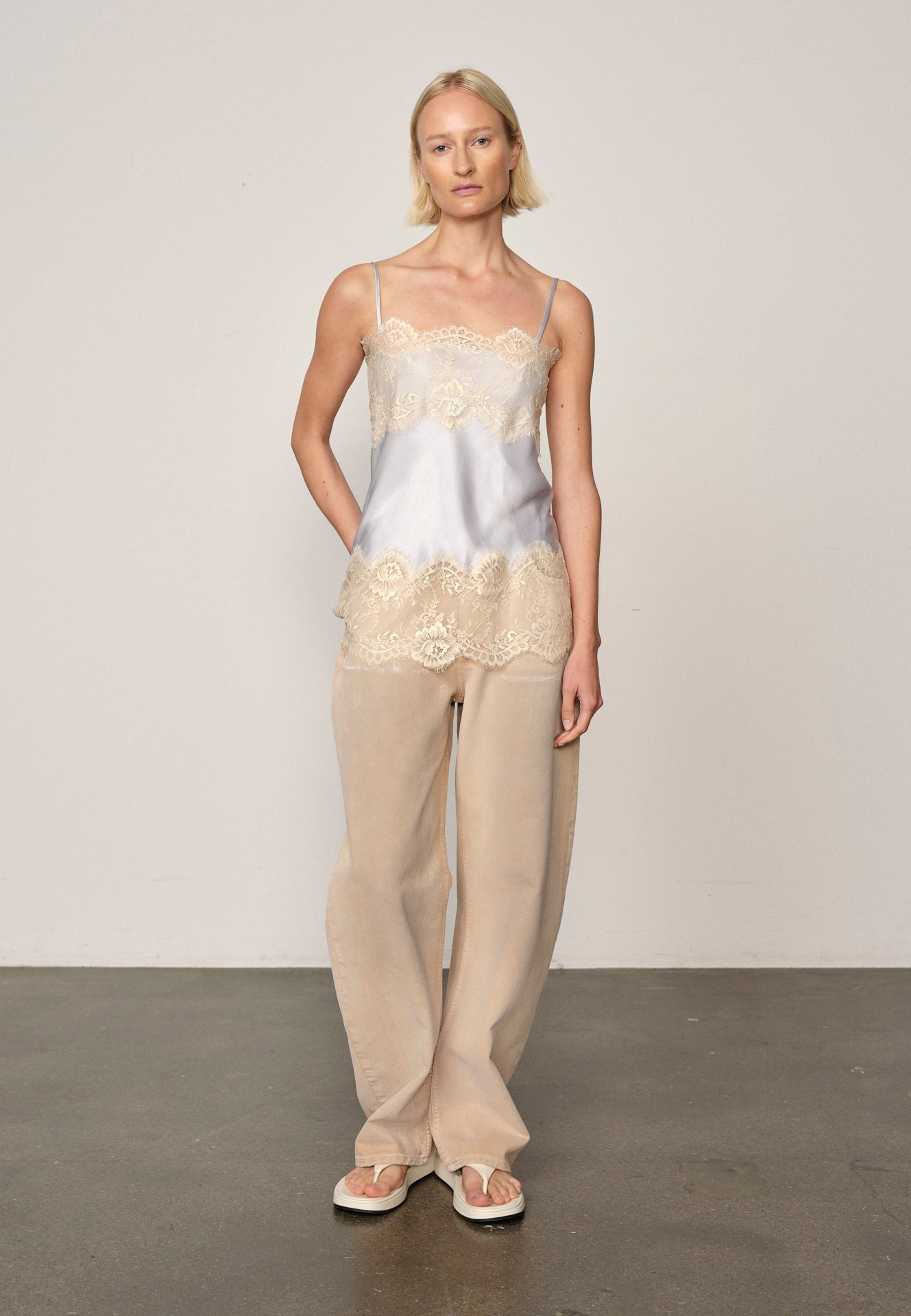 LINNEA TOP IN LIGHT BLUE