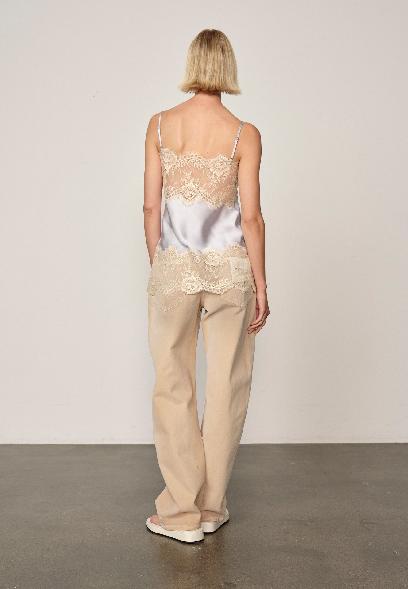 LINNEA TOP IN LIGHT BLUE