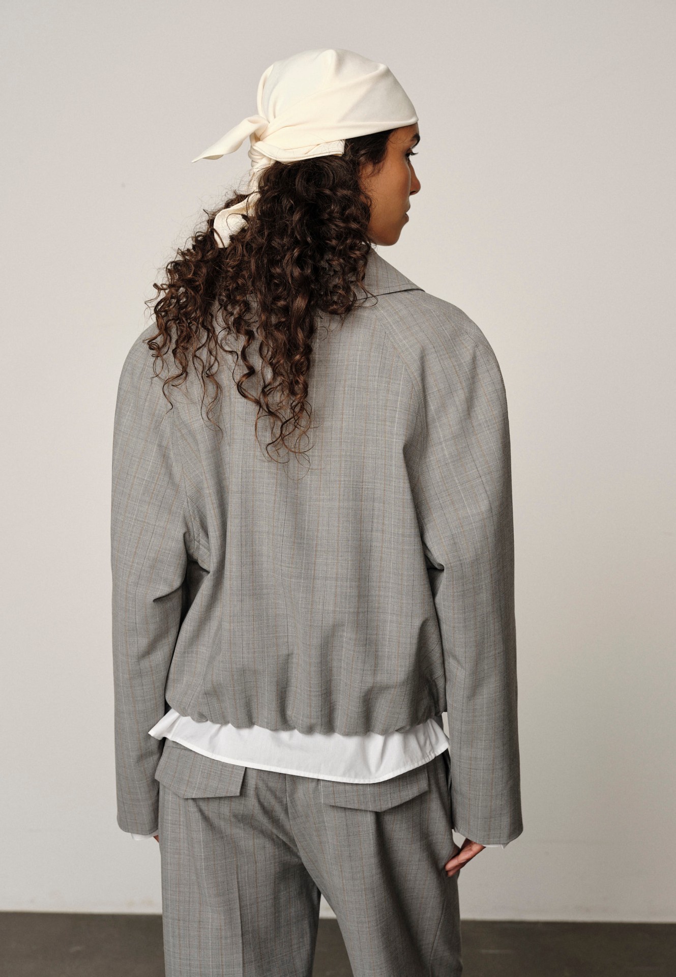 RAY JACKET IN LIGHT GREY PINSTRIPE 