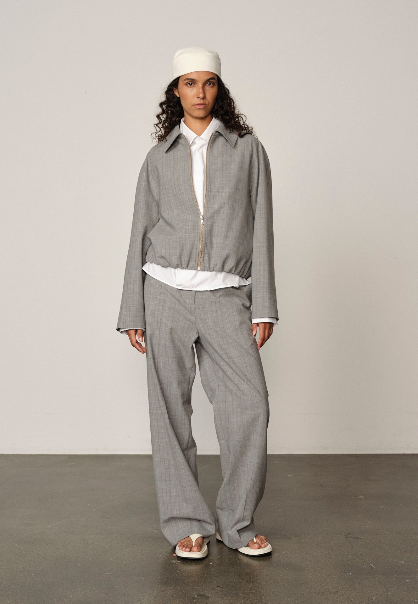 RAY JACKET IN LIGHT GREY PINSTRIPE 