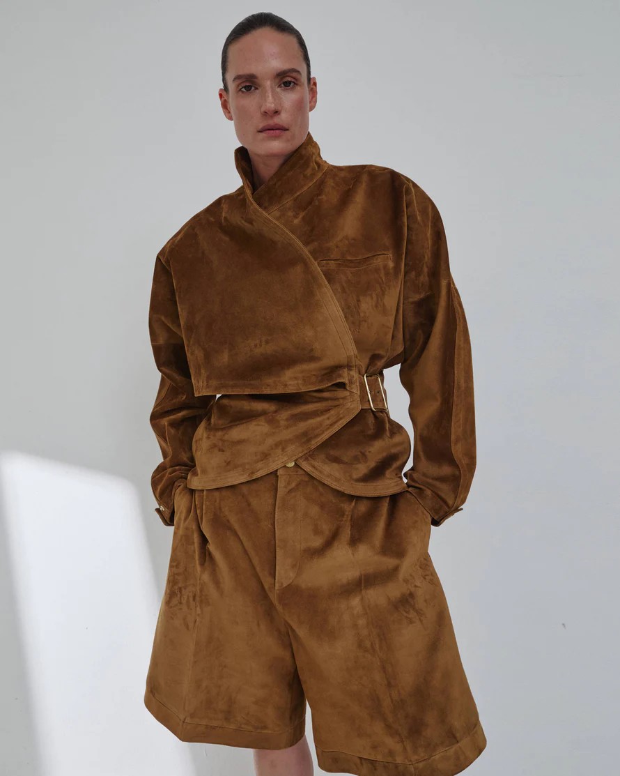 CINDY - SUEDE CONTOUR JACKET IN GOLDEN BROWN