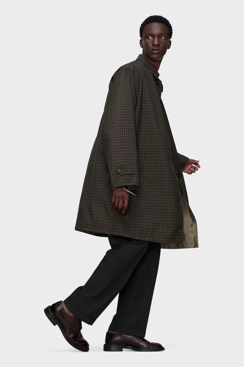 COAT IN IRIDESCENT TAFFETA