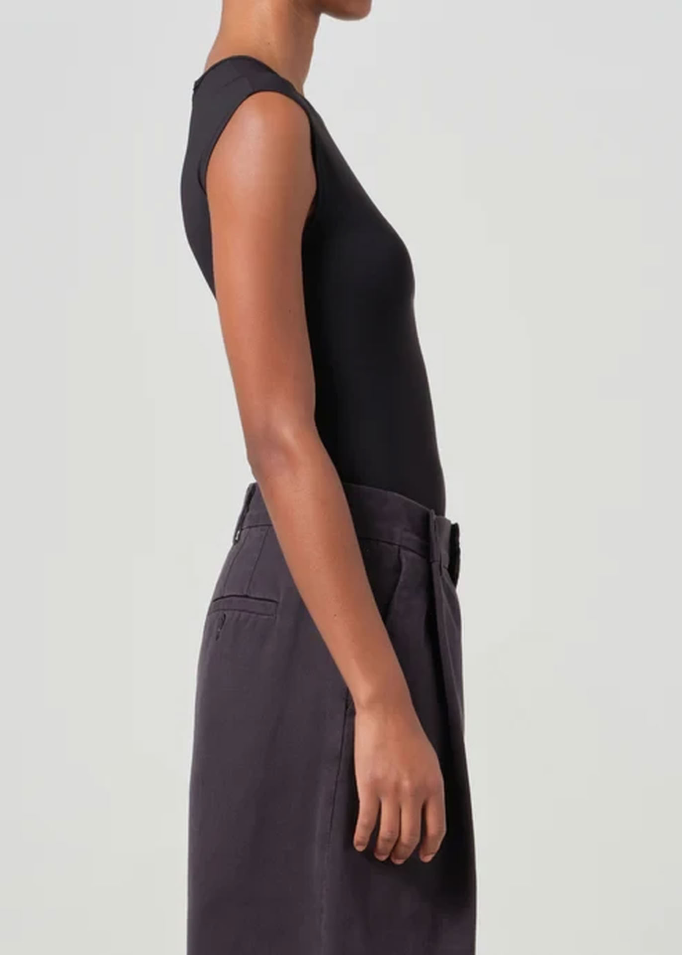 AURA SLEEVELESS BODYSUIT IN BLACK