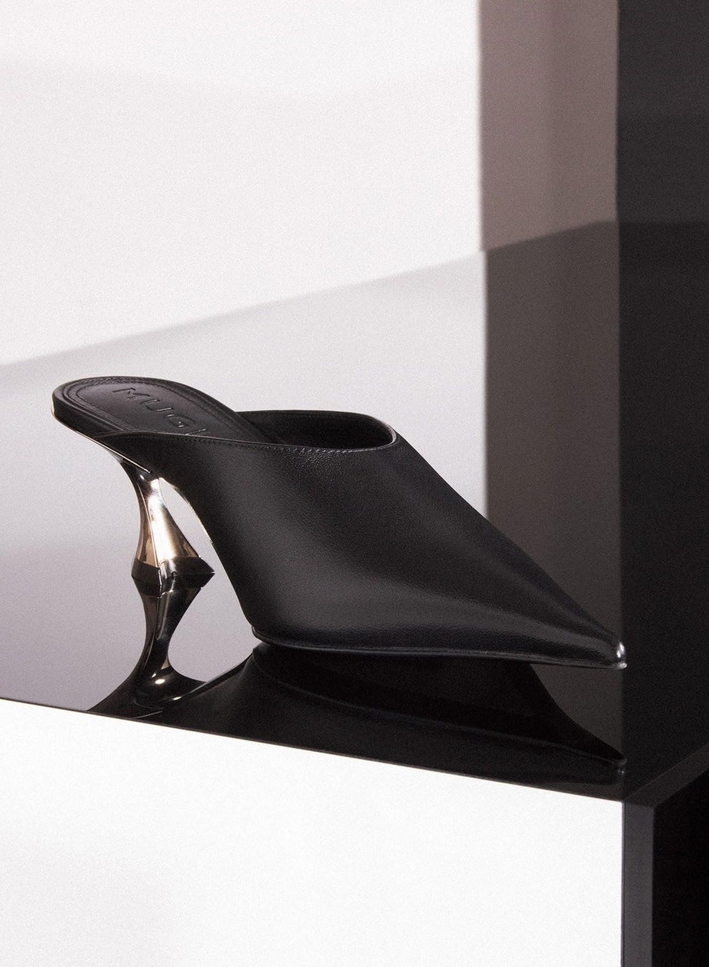 BLACK LEATHER FANG 55 MULES