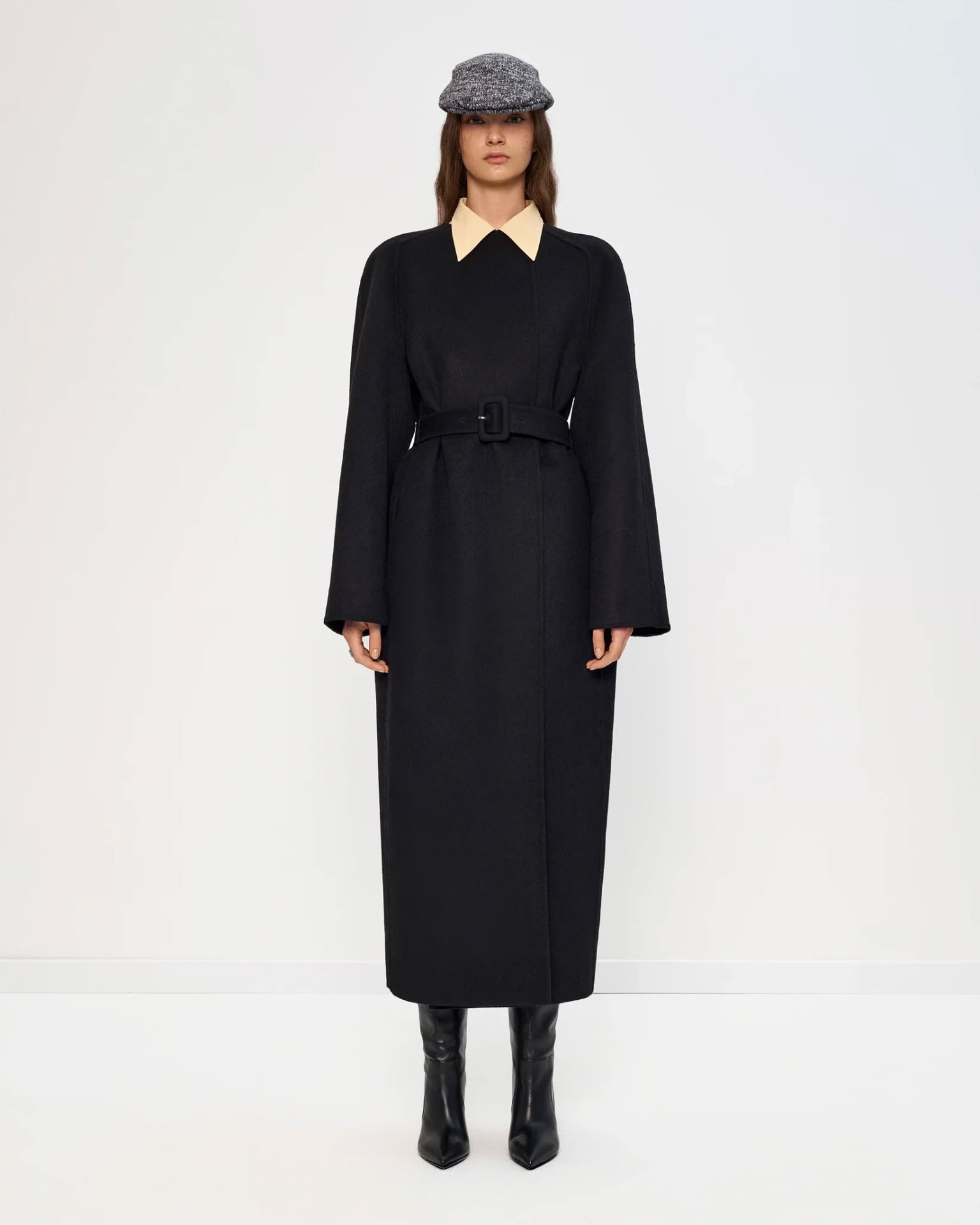 DOUBLE LONG COAT IN BLACK