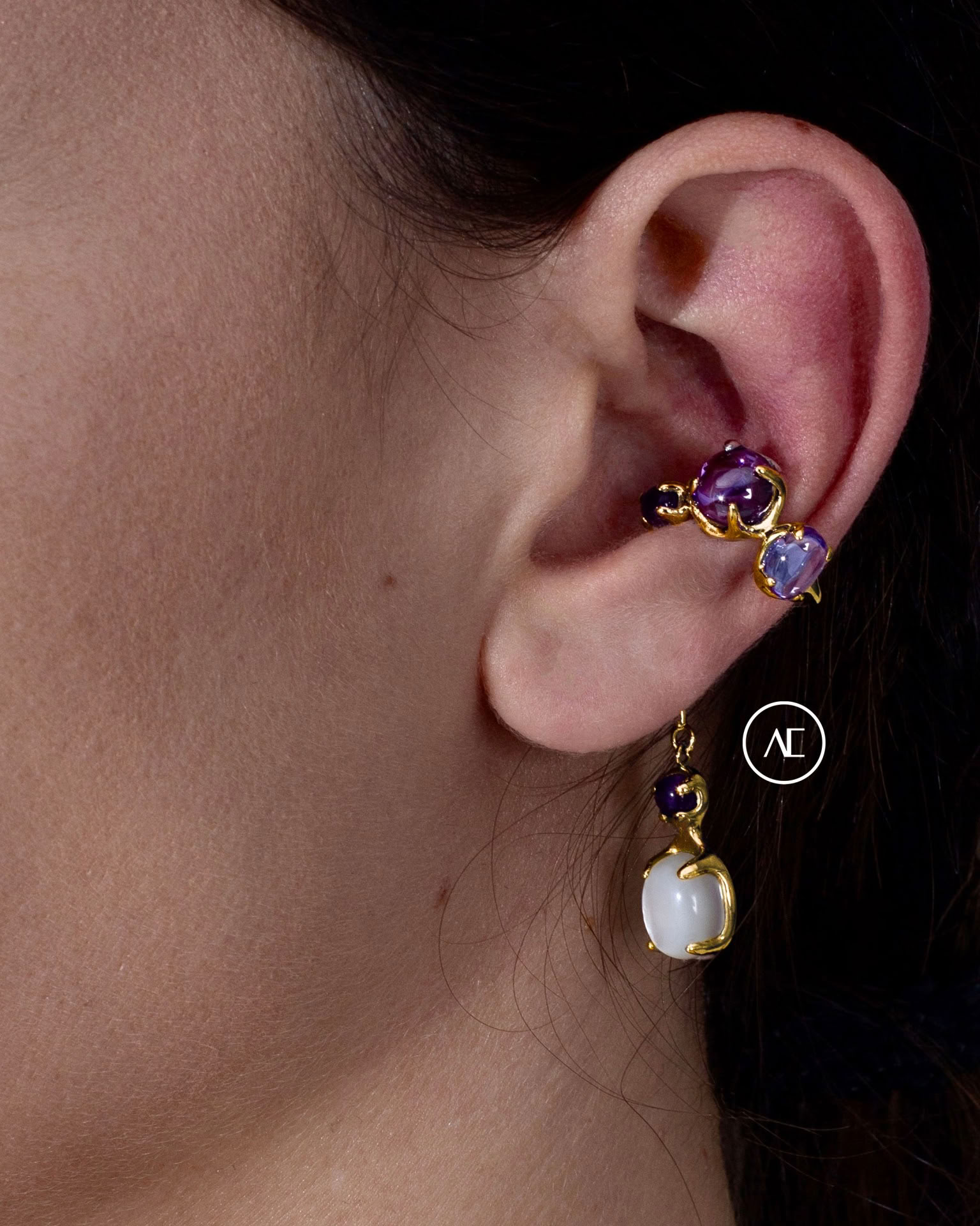DRIP PUNK EAR CUFF IN GOLD 