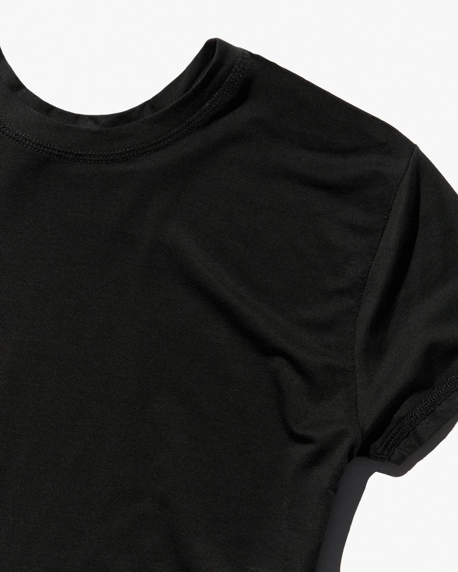 W - T-SHIRT SHORT SLEEVE LIGHTWEIGHT IN BLACK