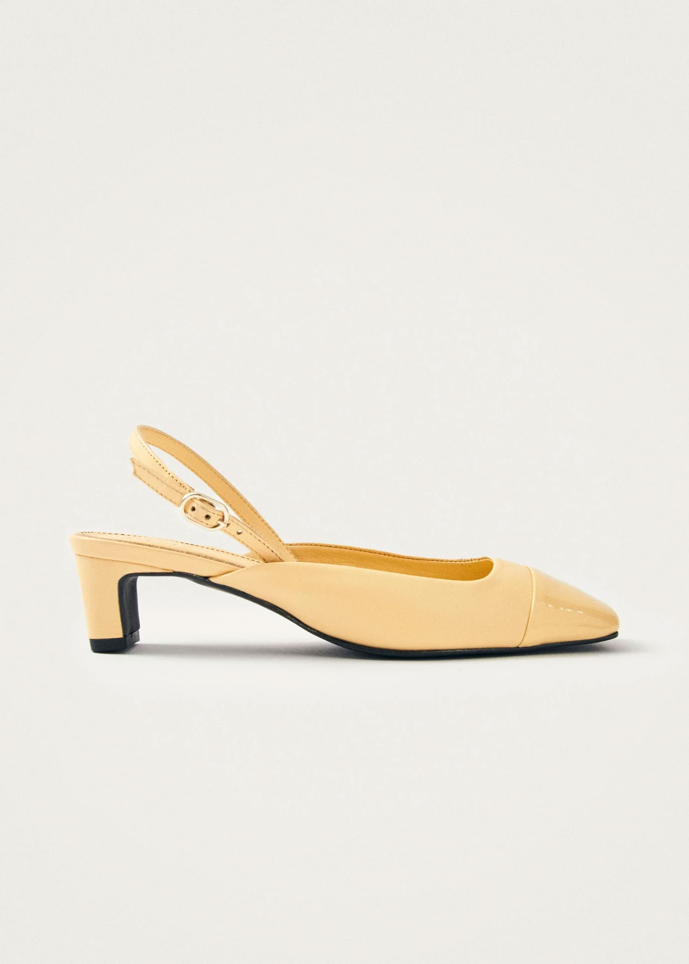 LINDY BLISS LEATHER PUMPS IN VANILLA