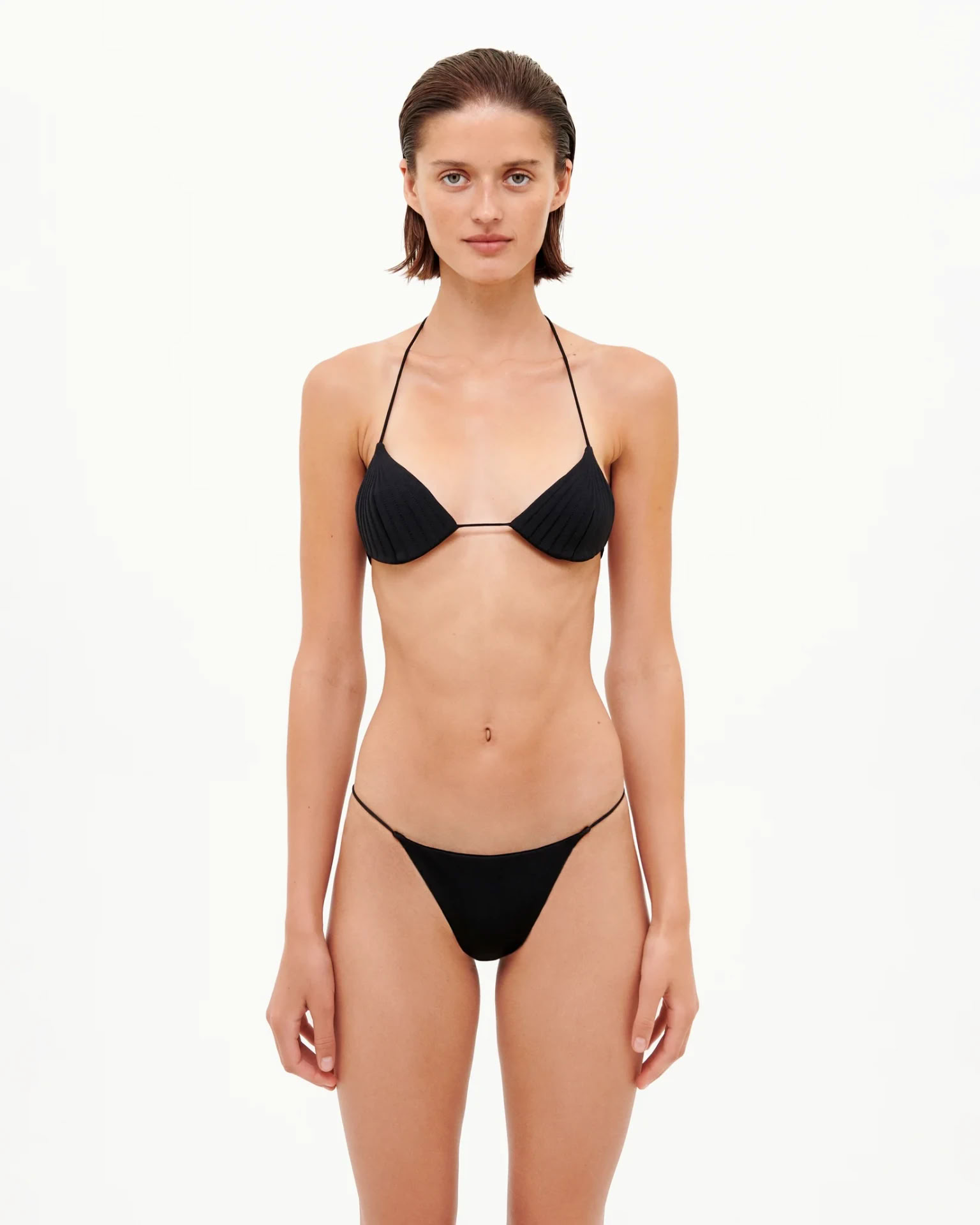 LOW-RISE BIKINI BLACK 