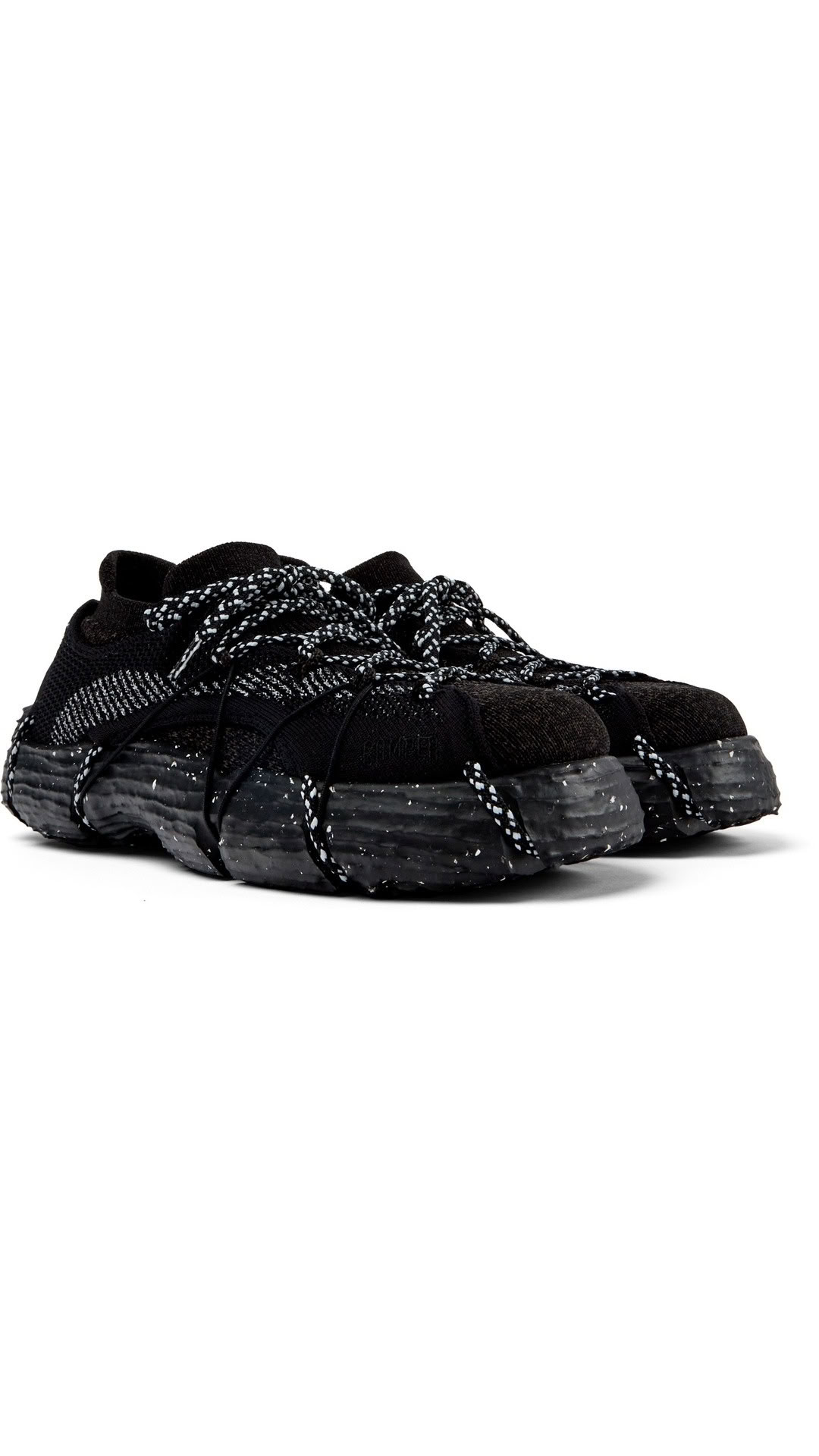 MEN'S ROKU SNEAKERS IN BLACK