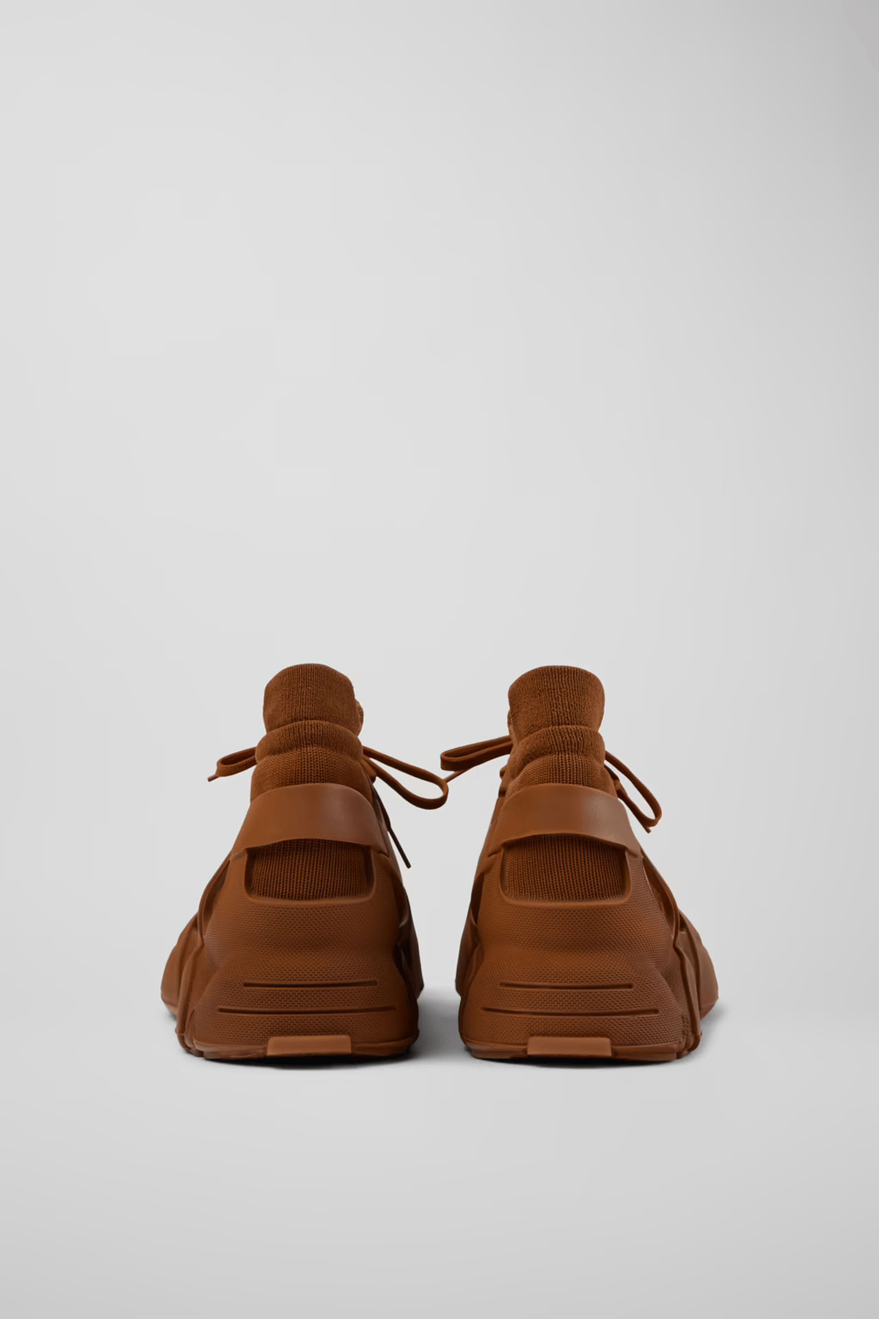 MEN'S TOSSU SOCK SNEAKERS IN BLACK