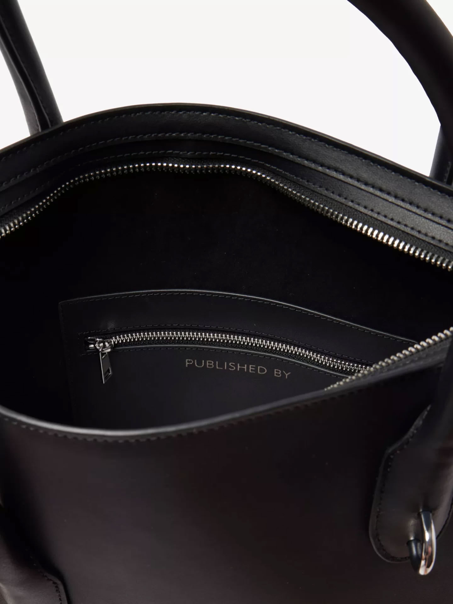 NOONA TOTE TALL IN BLACK AND CHROME