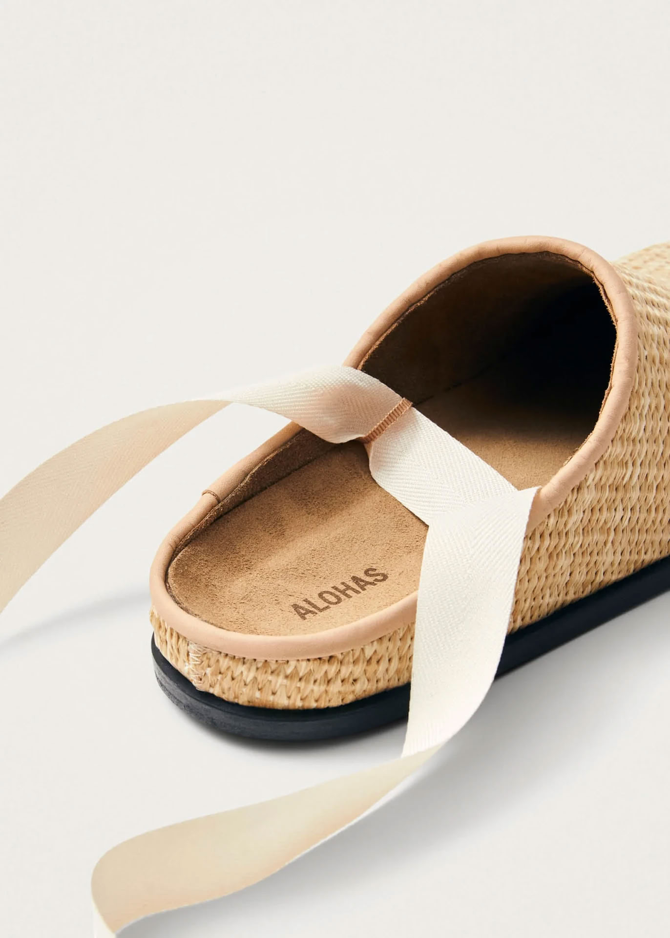 OLIVER MULES IN BEIGE