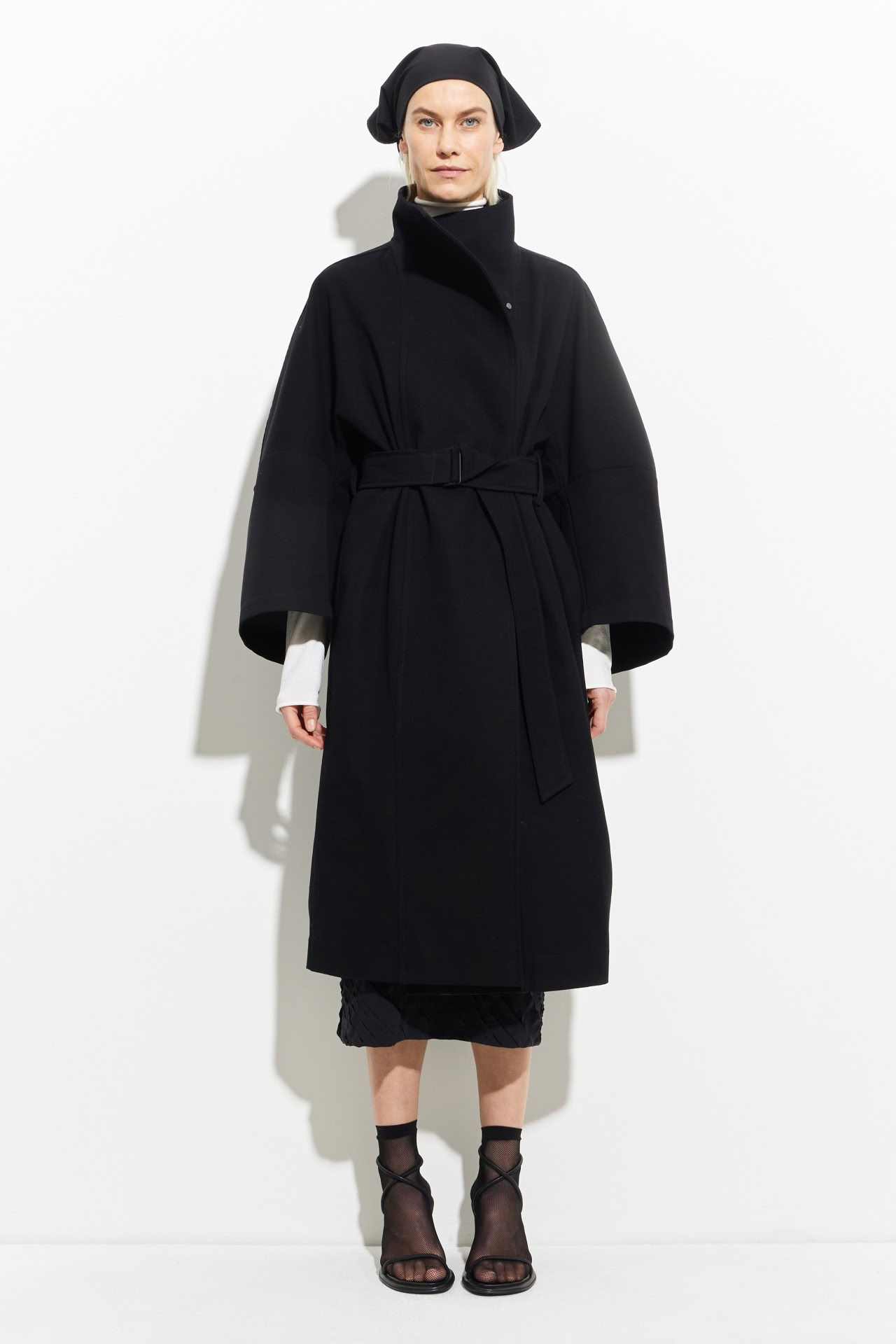 COAT WITH SPECIAL SLEEVE CONSTRUCTION BLACK CANVAS