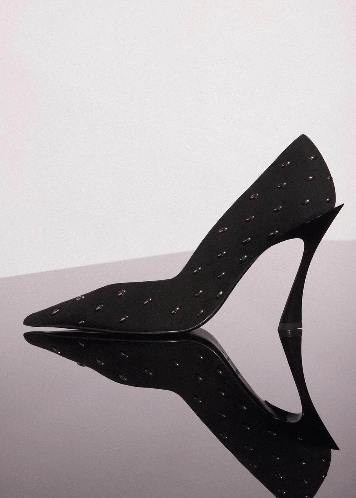 PUMP SUEDE BLACK/BLACK HEEL