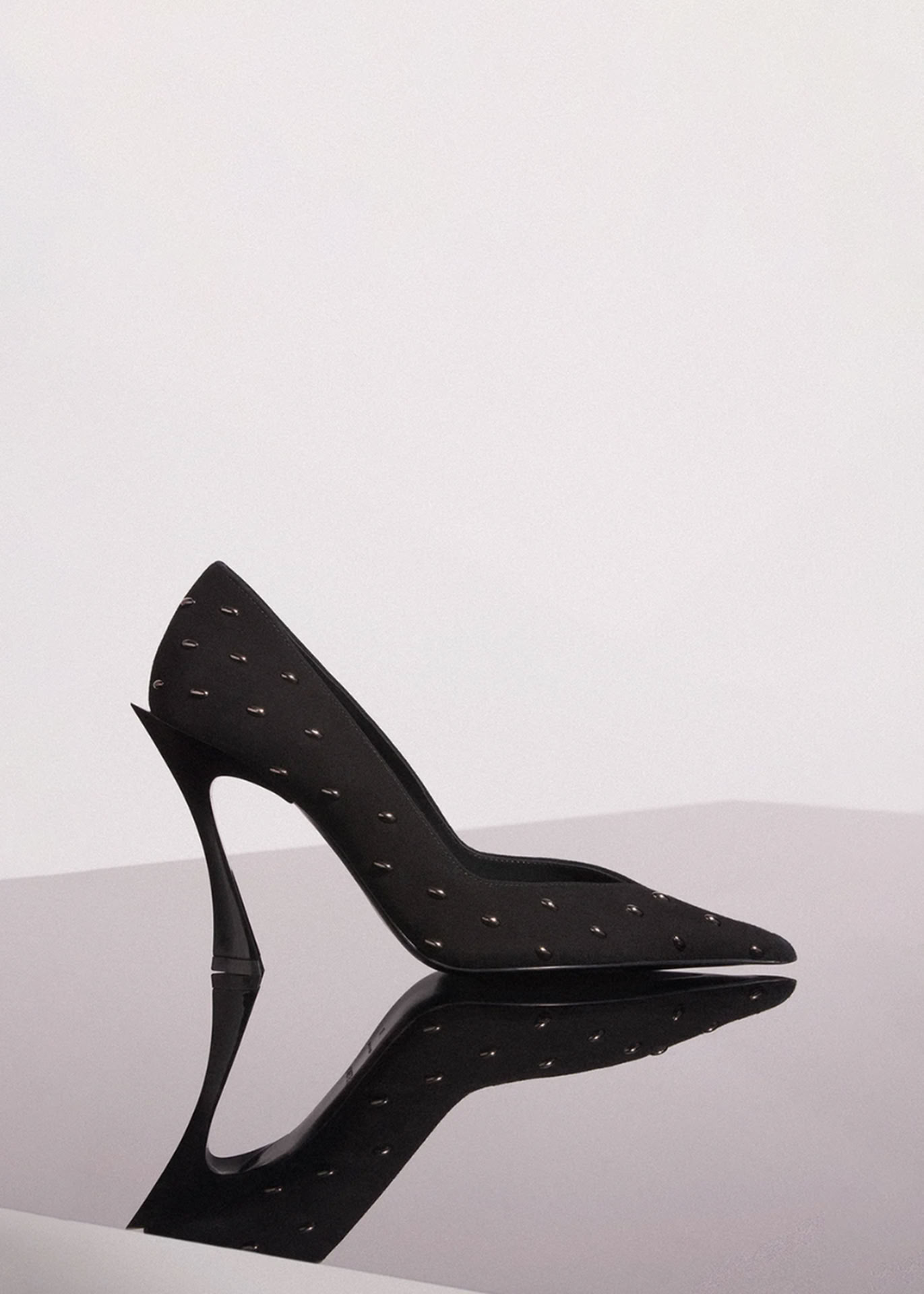PUMP SUEDE BLACK/BLACK HEEL