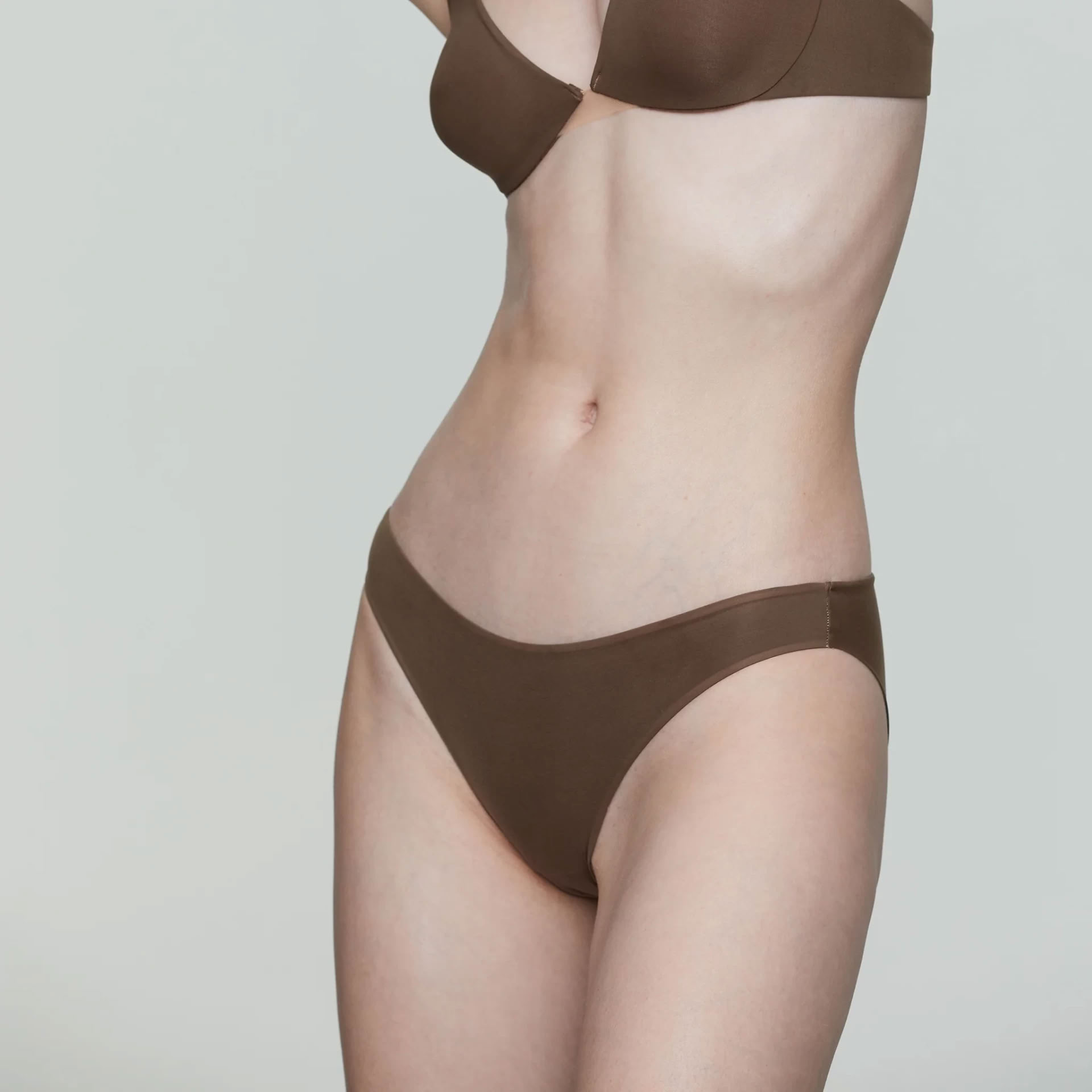 MINIMALIST BRIEFS BROWN