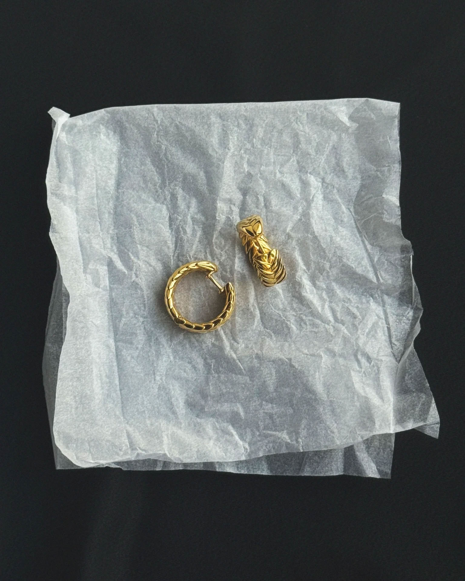 SPIKELET HOOPS IN GOLD