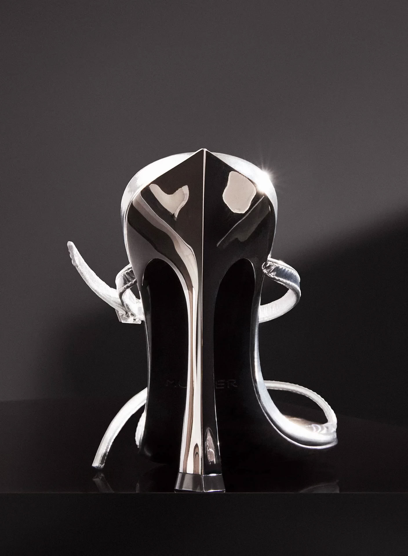 STRAPPY SANDAL METALLIC LEATHER 