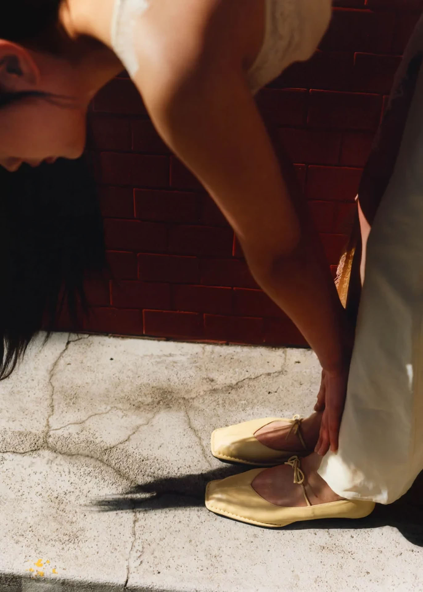 SWAY LEATHER BALLET FLATS IN VANILLA