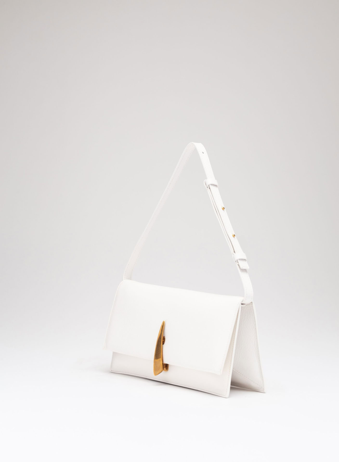 UNA NESSUNA CENTOMILA DEER PALE