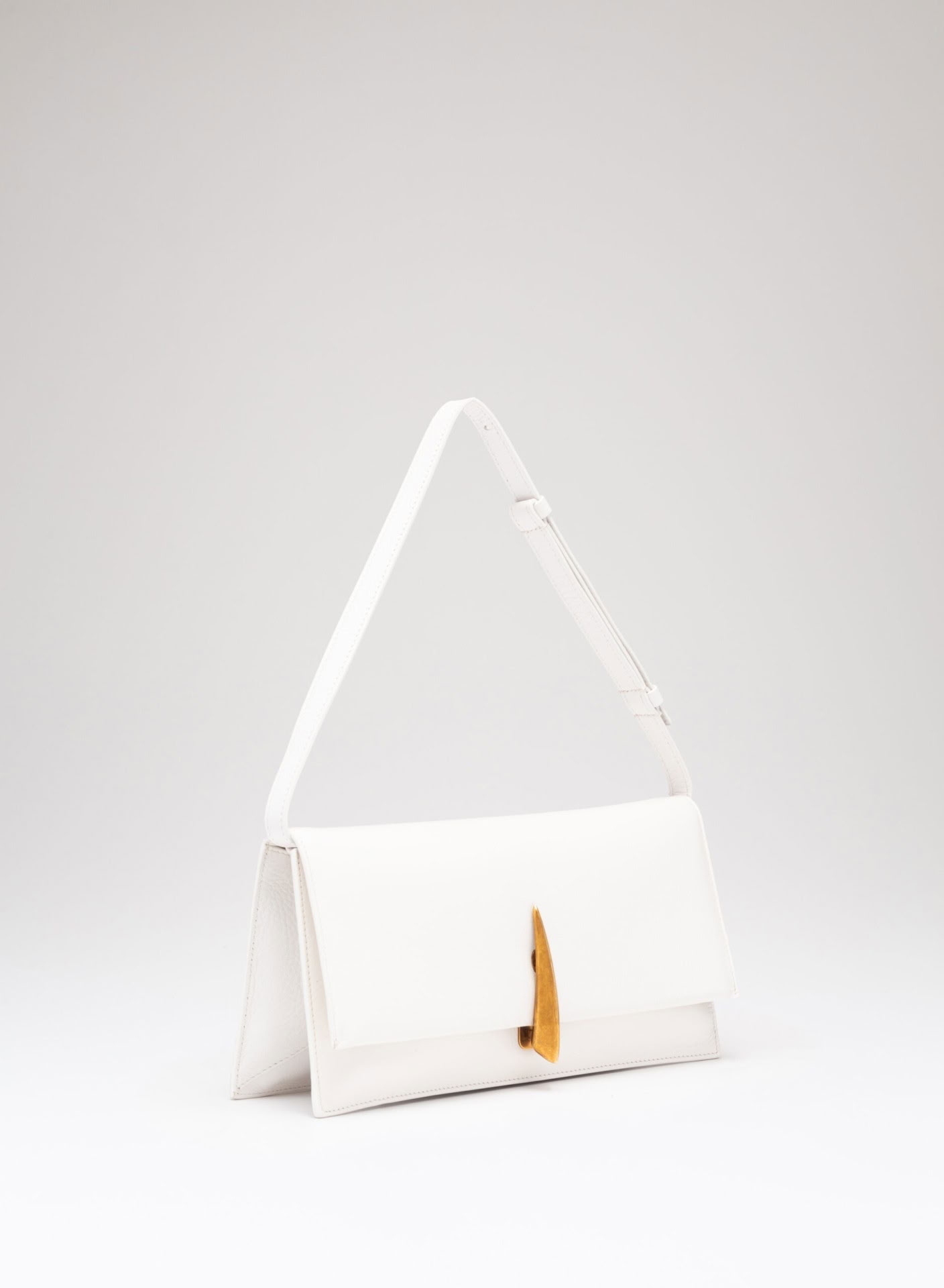 UNA NESSUNA CENTOMILA DEER PALE