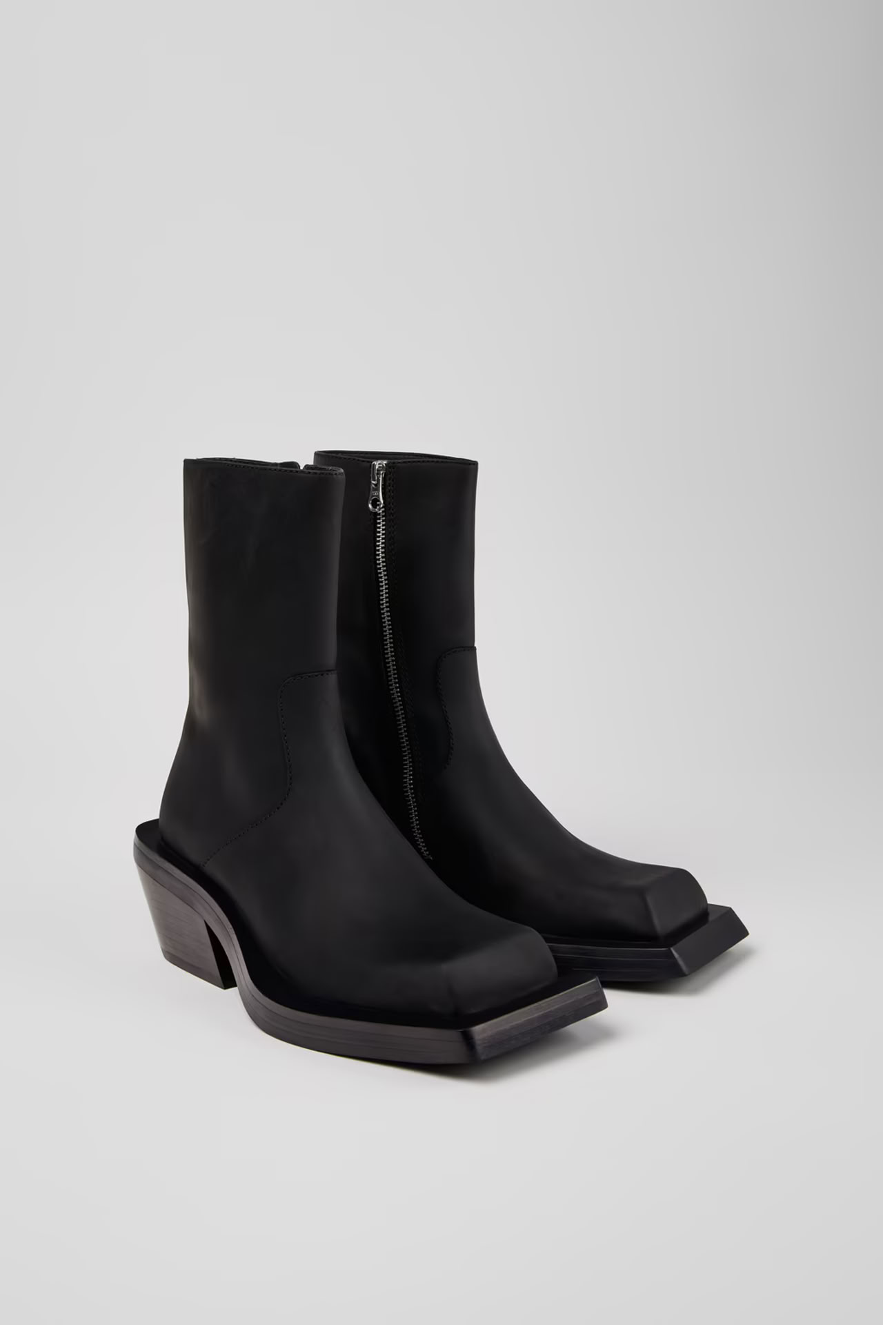 WOMEN'S QUETAL BOOTS IN BLACK