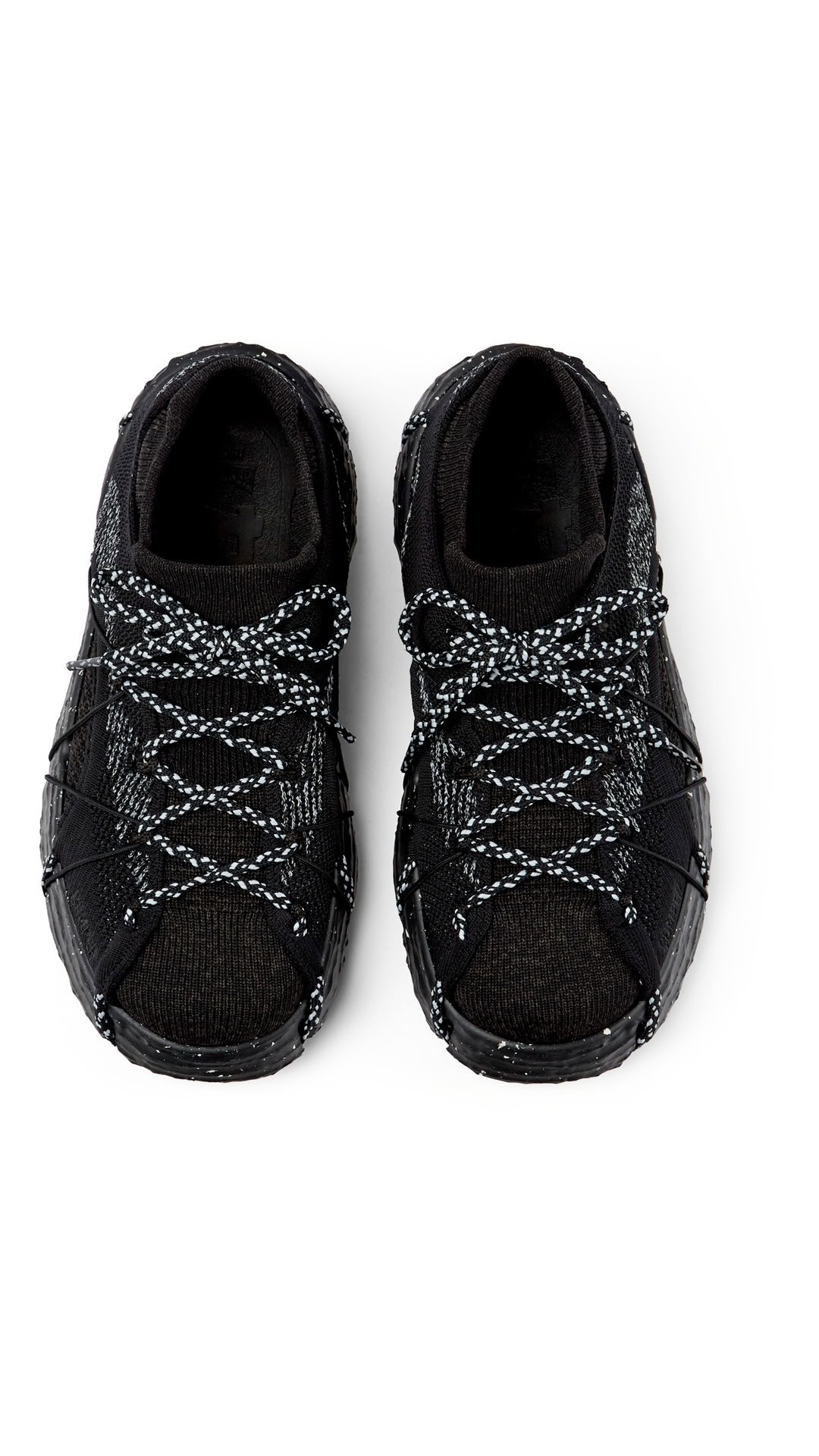 WOMEN'S ROKU SNEAKERS IN BLACK