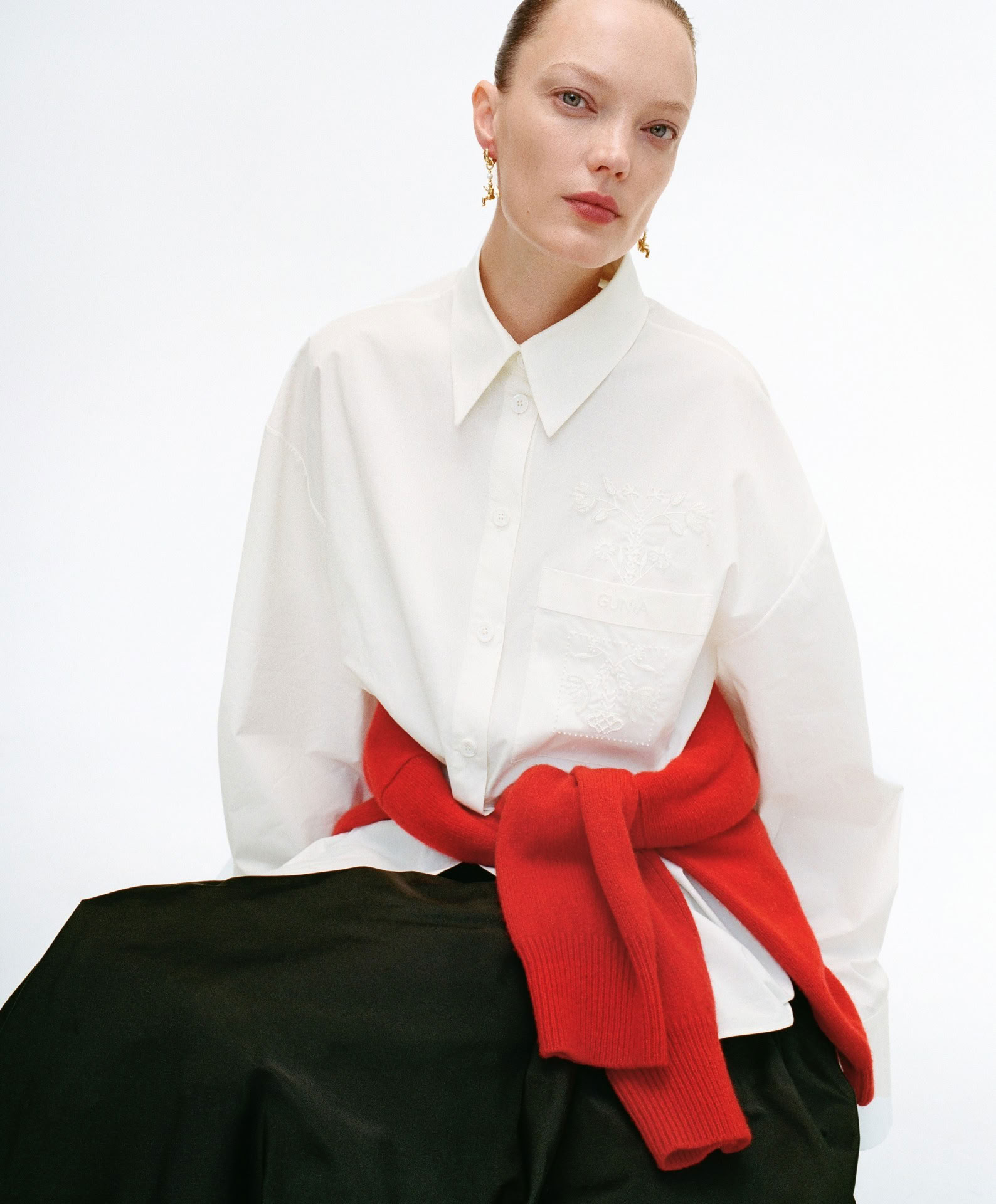 ZORYANA EMBROIDERED SHIRT IN WHITE