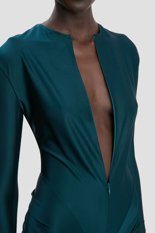 LONG SLEEVE CUT-OUT GOWN